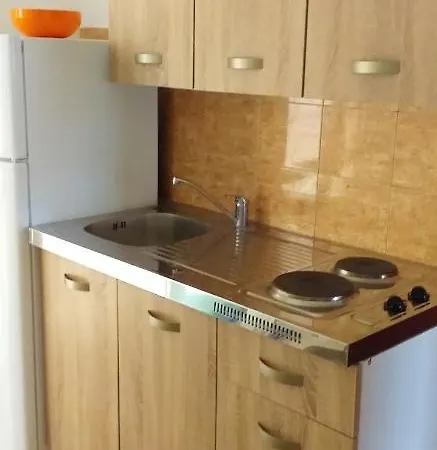 Ulica Radnjaca Xxi Apartment