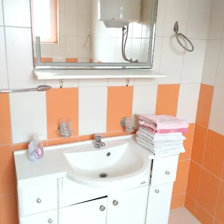 Apartment Ulica Radnjaca Xxi