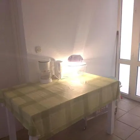 Ulica Radnjaca Xxi Apartment