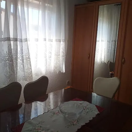 Ulica Radnjaca Xxi Vir