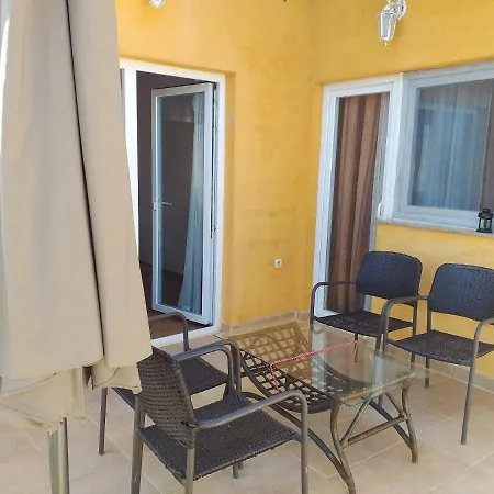 Ulica Radnjaca Xxi *