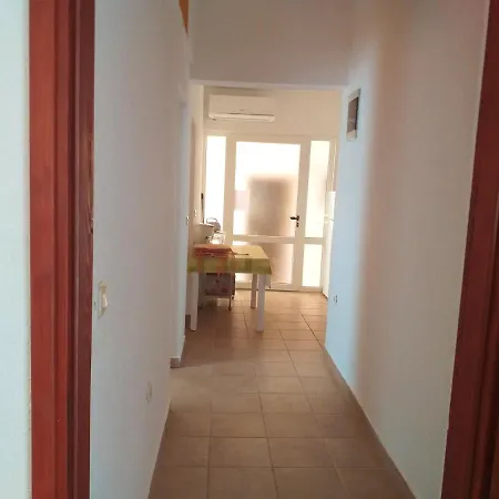 Ulica Radnjaca Xxi Apartamento Vir
